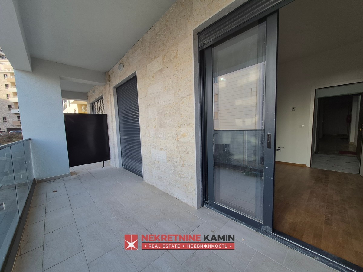 Studio u novogradnji sa pogledom na more, Bečići